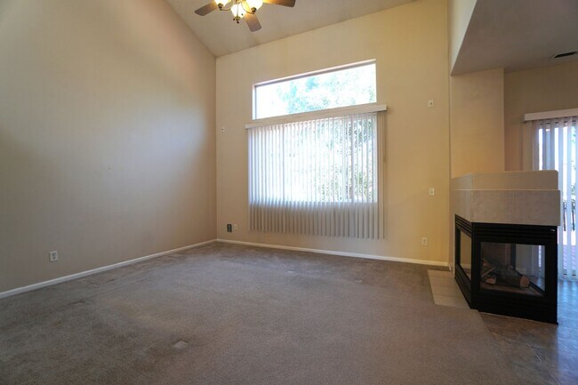 Building Photo - 7184 Westerner Dr