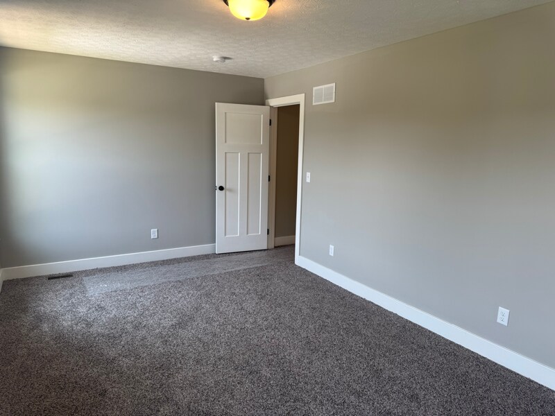 Building Photo - 8945 High St