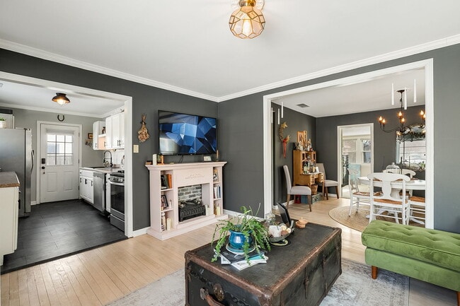 Building Photo - 18229 W Big Oaks Rd