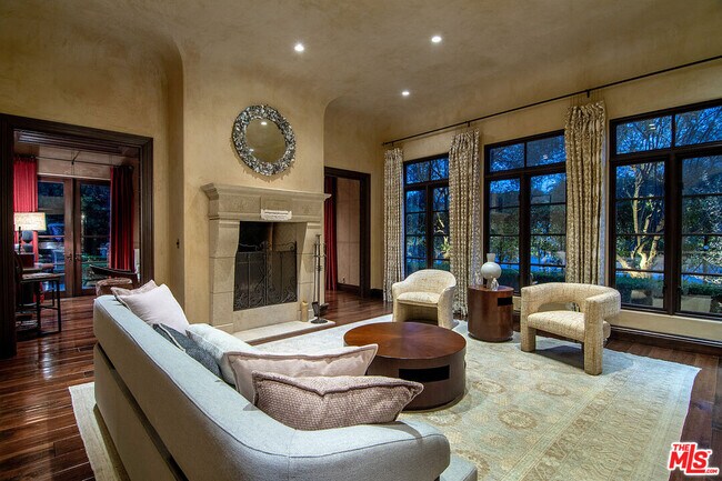 Building Photo - 1221 Minorca Dr
