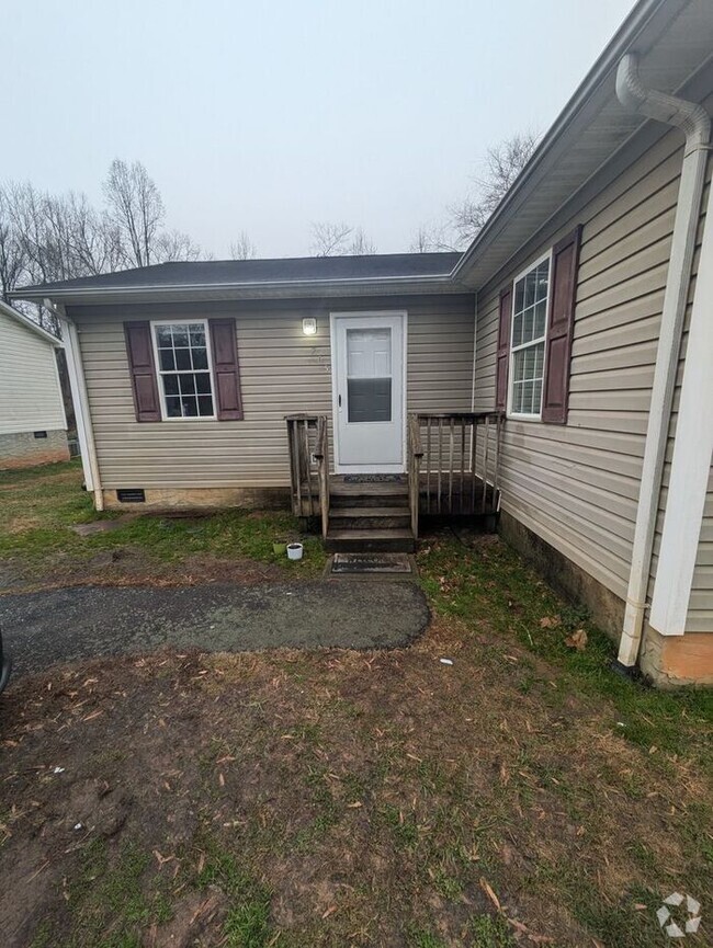 Building Photo - 2BD/1BA Unit in Newton, NC