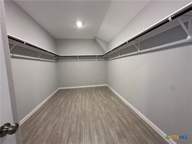 Building Photo - 341 Cordova Xing