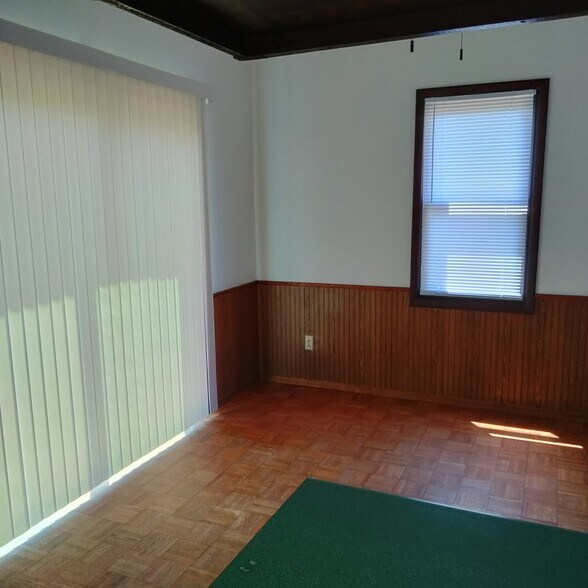Dining Room - 108 21st St