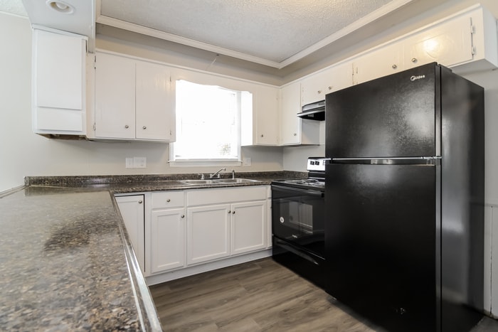 Building Photo - 116 Mountainbrook Ln