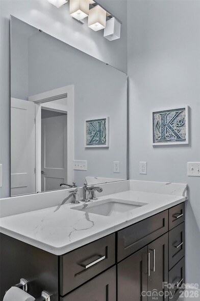 Building Photo - 129 Greens Rd