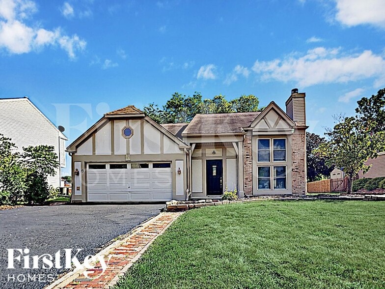 Primary Photo - 2615 Moss Ln