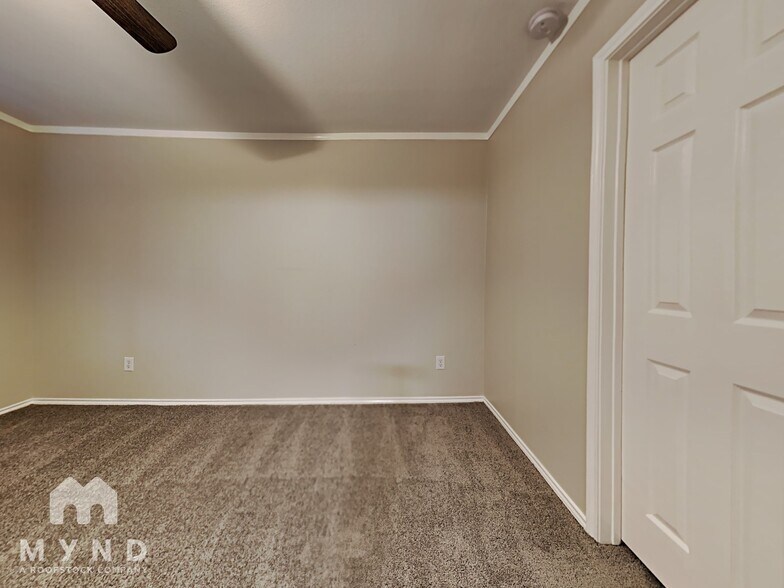 Building Photo - 3523 Avalon Castle Dr