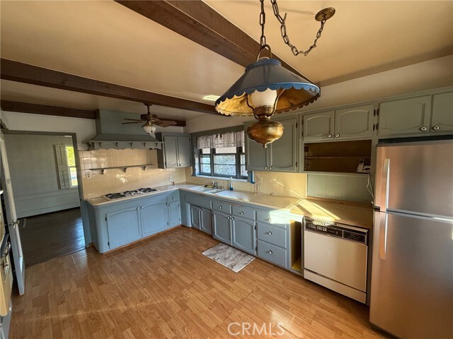 Building Photo - 8258 Doris Ave