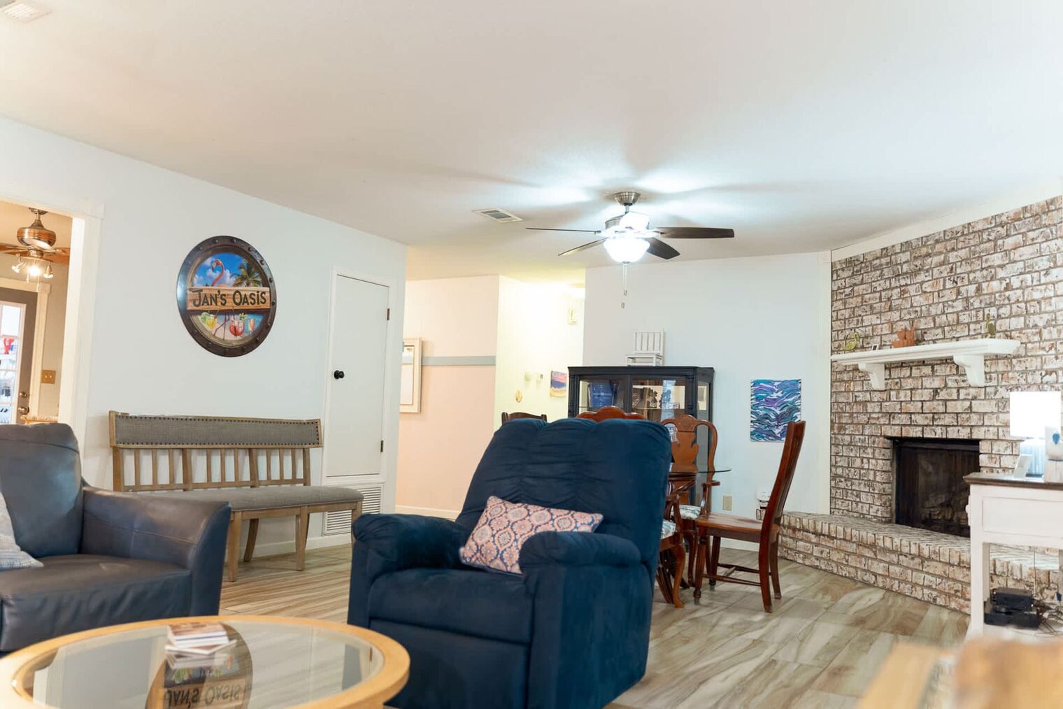 Building Photo - 563 Bobwhite Dr