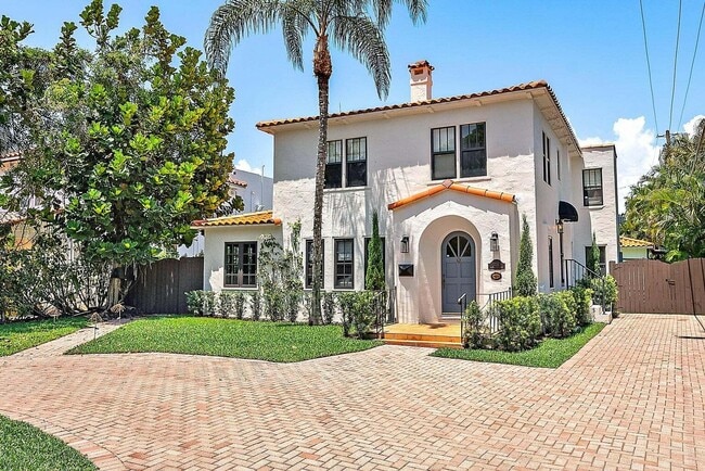 Building Photo - 3211 Washington Rd