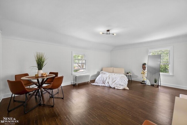 Building Photo - 276 Lewiston Rd