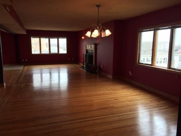 Building Photo - 16 Putnam St