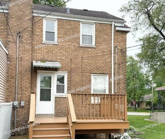 Building Photo - COMING SOON!! July 12, 2026 - Spacious 2 Bedroom • 1 Bathroom Duplex Home