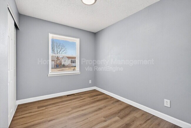 Building Photo - 12887 Fox Haven Dr