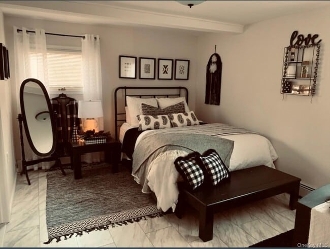 Building Photo - 3 Hudson Bluff Cir