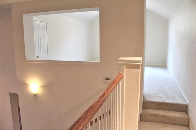 Building Photo - 22511 Parkvine Ln