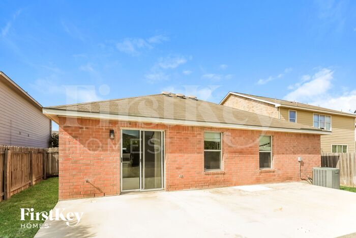 Building Photo - 10937 Geneva Vale