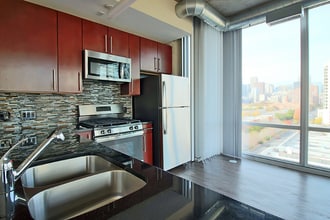 Building Photo - 1398 S State St