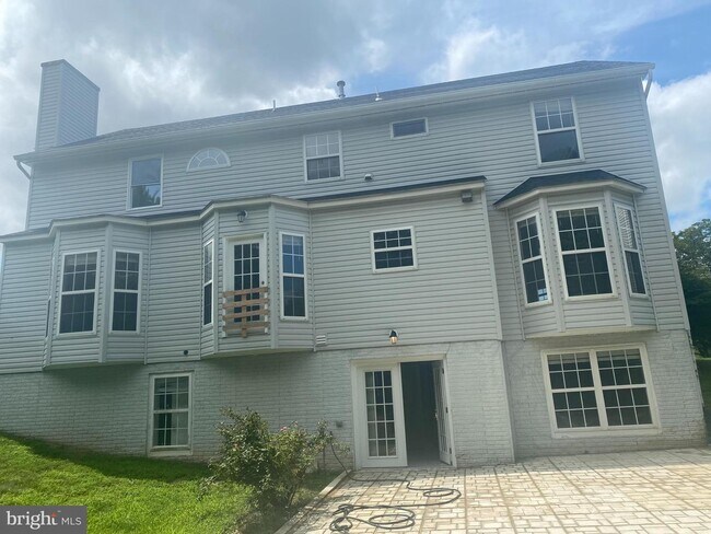 Building Photo - 12971 Queen Chapel Rd