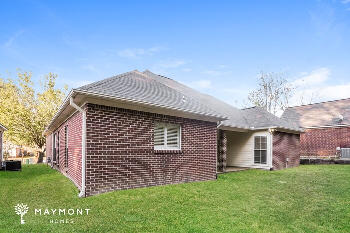 Building Photo - 260 Azalea Ct