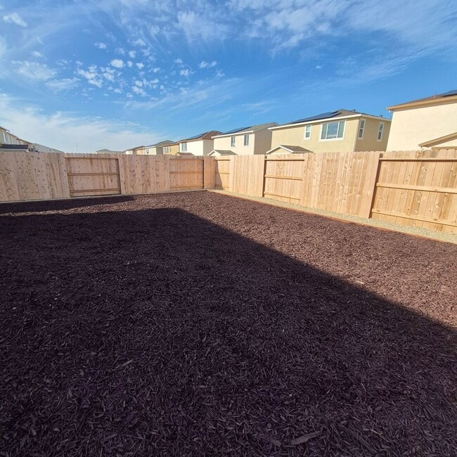Building Photo - Brand New 5 Bedroom Home in Rancho Cordova
