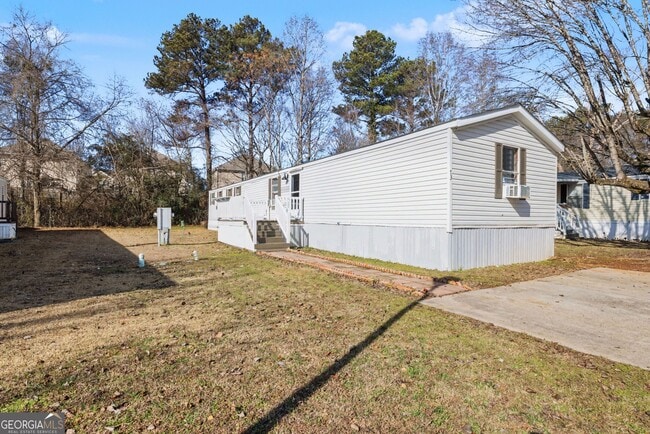 Building Photo - 73 Lillian Cir