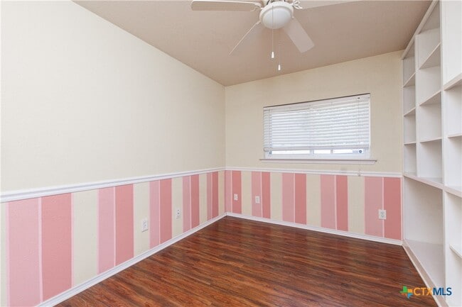 Building Photo - 301 Buckskin Trail