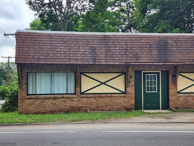 Primary Photo - 81 Church St