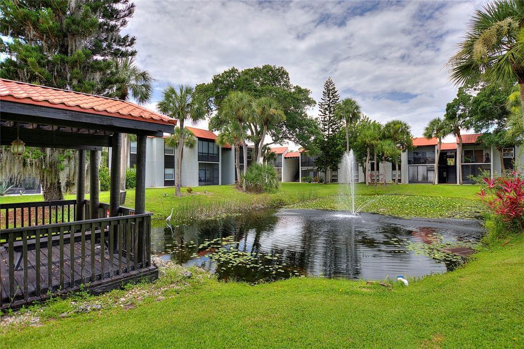 Building Photo - 3215 Beneva Rd