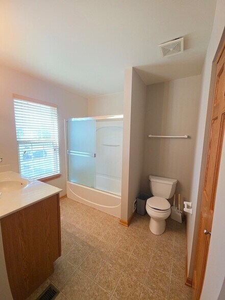 Building Photo - 1333 Cape Cod Ln