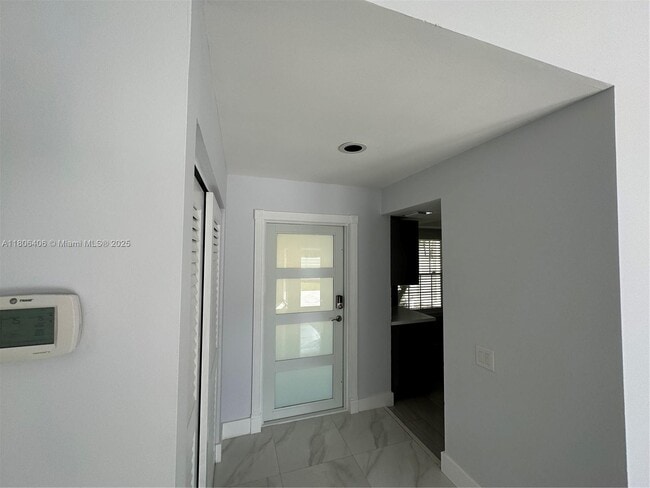 Building Photo - 14568 SW 142nd Ct Cir S