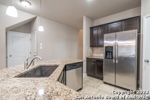 Building Photo - 12911 White Oak Mill