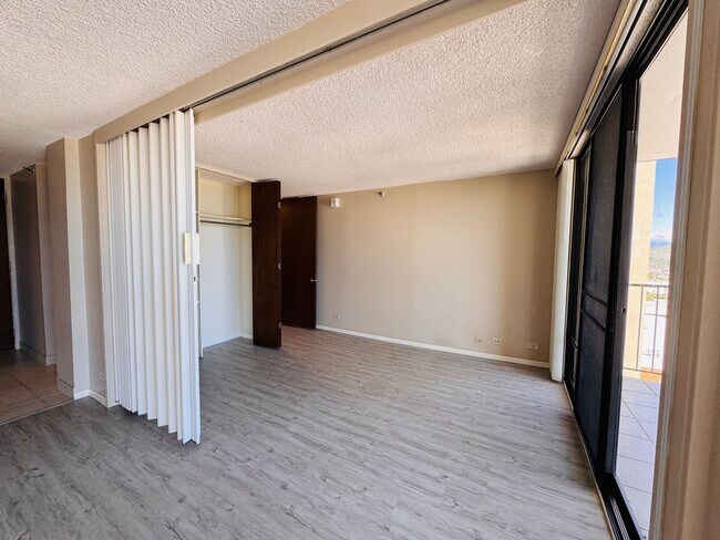Building Photo - 322 Aoloa St