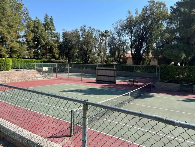 Building Photo - 2860 N Los Felices Rd
