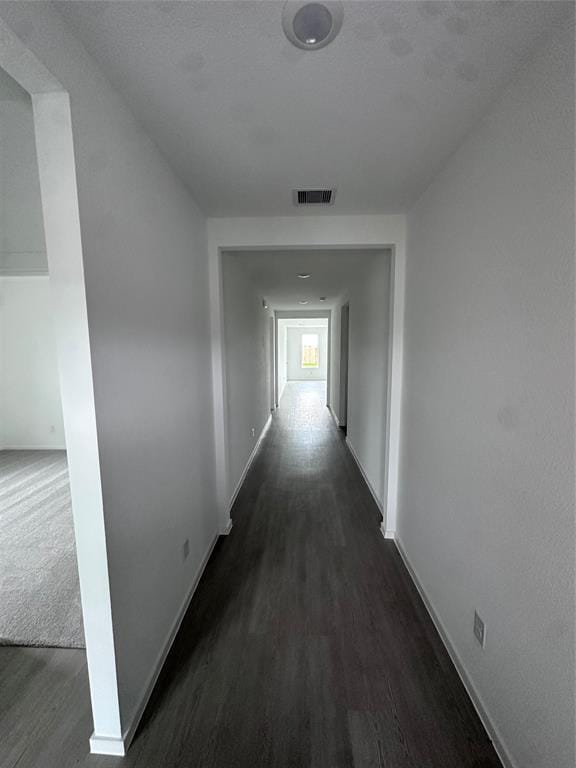 Building Photo - 810 Heaven Dr