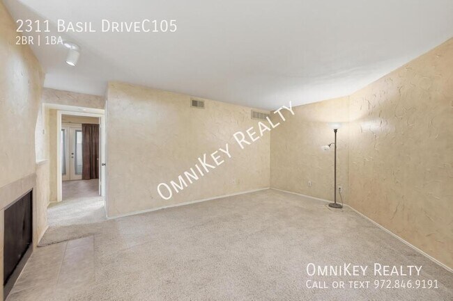 Building Photo - 2311 Basil Dr