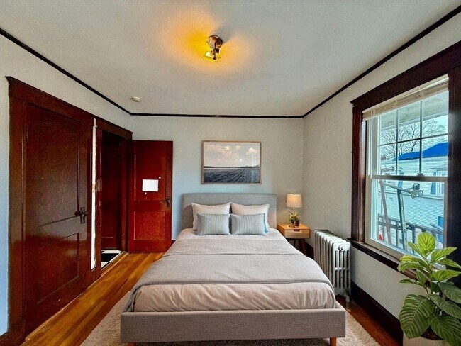 Building Photo - 162 South St