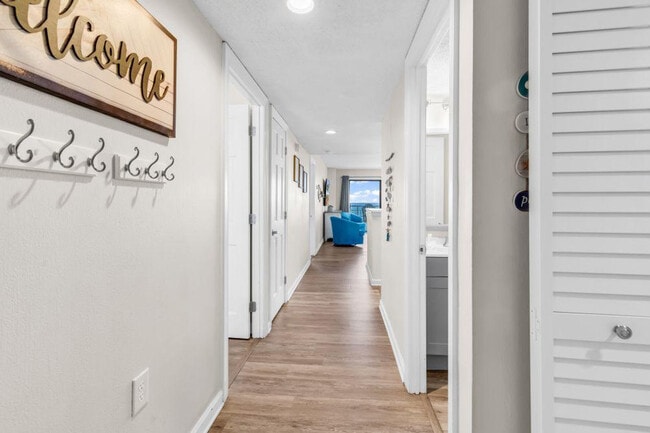 Building Photo - 344 Stone Throw Dr