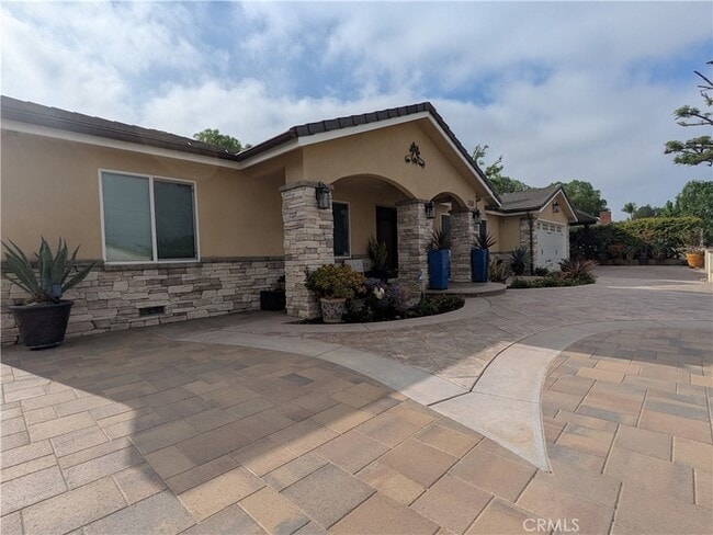 Building Photo - 310 Marion Blvd