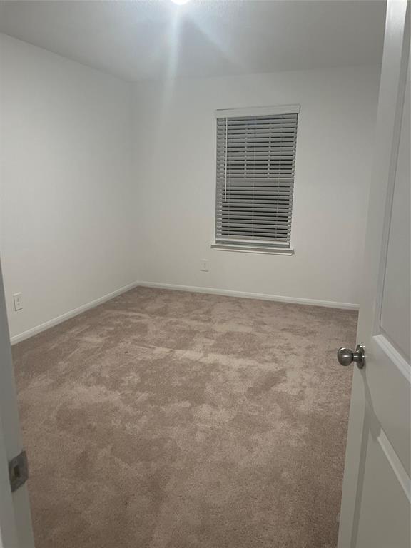 Building Photo - 5414 Balerna St