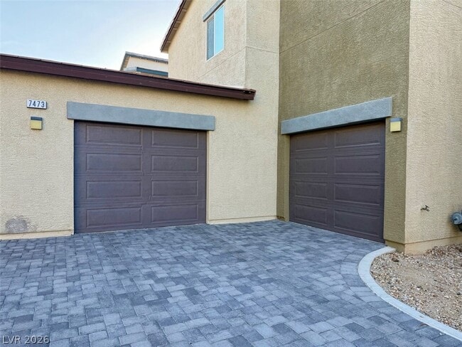 Building Photo - 7473 Garnet Moon St