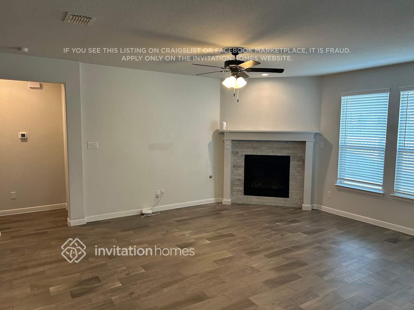 Building Photo - 2512 Candle Ln