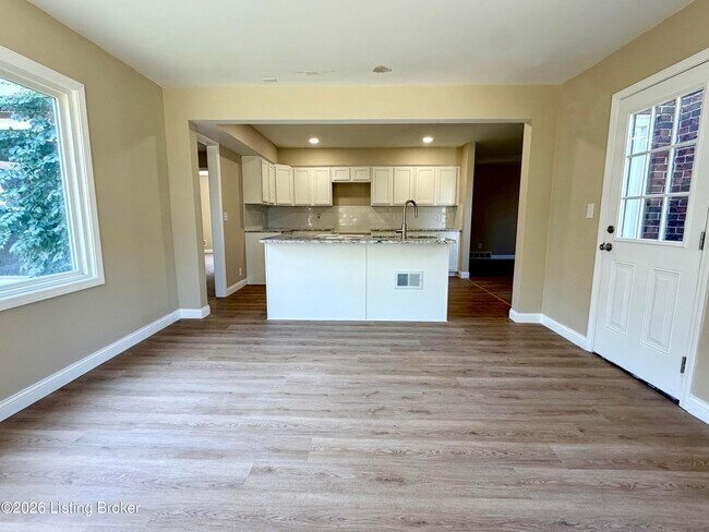 Building Photo - 8201 Huntsman Trail