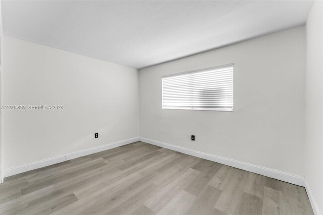 Building Photo - 7560 SW 82nd St