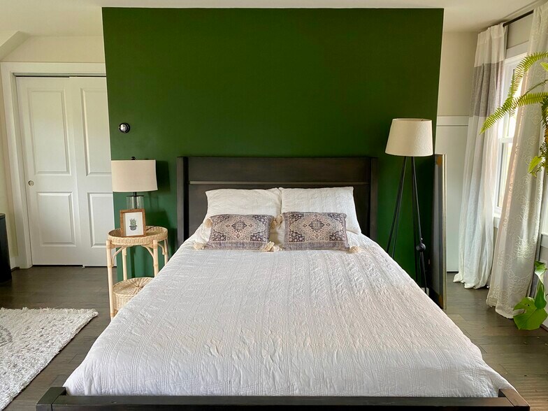 Building Photo - 2115 Main Line Blvd