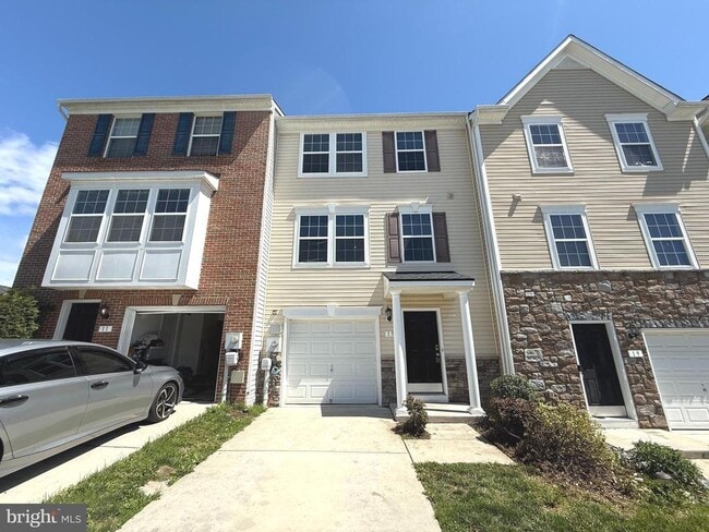 Building Photo - 15 Wayside Ct