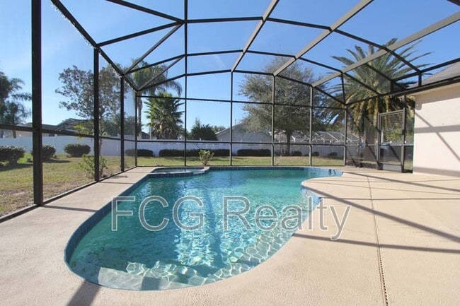 Building Photo - 132 Sunward Run