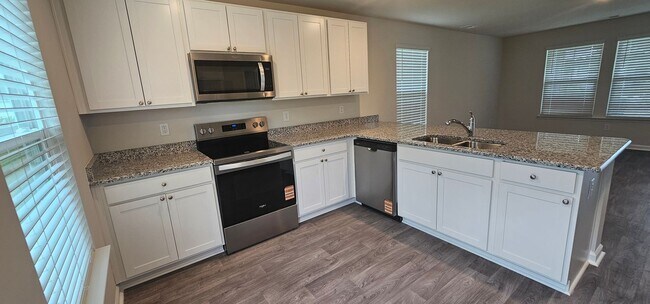 Building Photo - Modern Living in Sandpiper Place – Myrtle ...