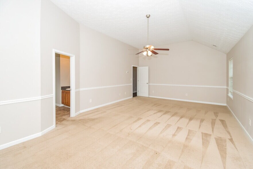 Building Photo - 3778 Renfroe Ave