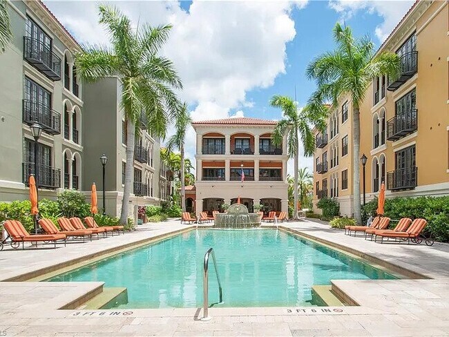 Building Photo - 8010 Via Sardinia Way